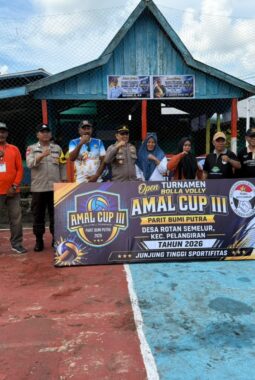 Kapolsek Pelangiran Hadiri dan Dukung Open Turnamen Amal Cup III, Sportivitas dan Semangat Berbagi Warnai Hari Pertama